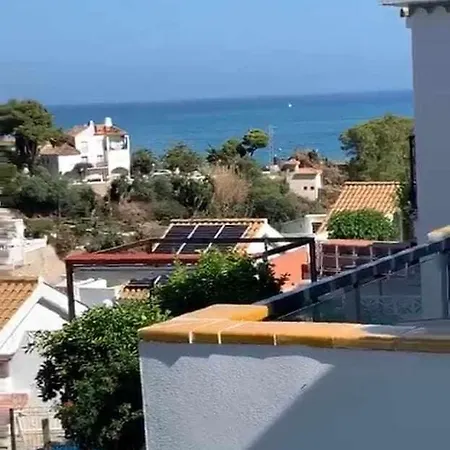 La Villa Escondida 1 Precioso Estudio Vista Al Mar Malaga Exterior photo